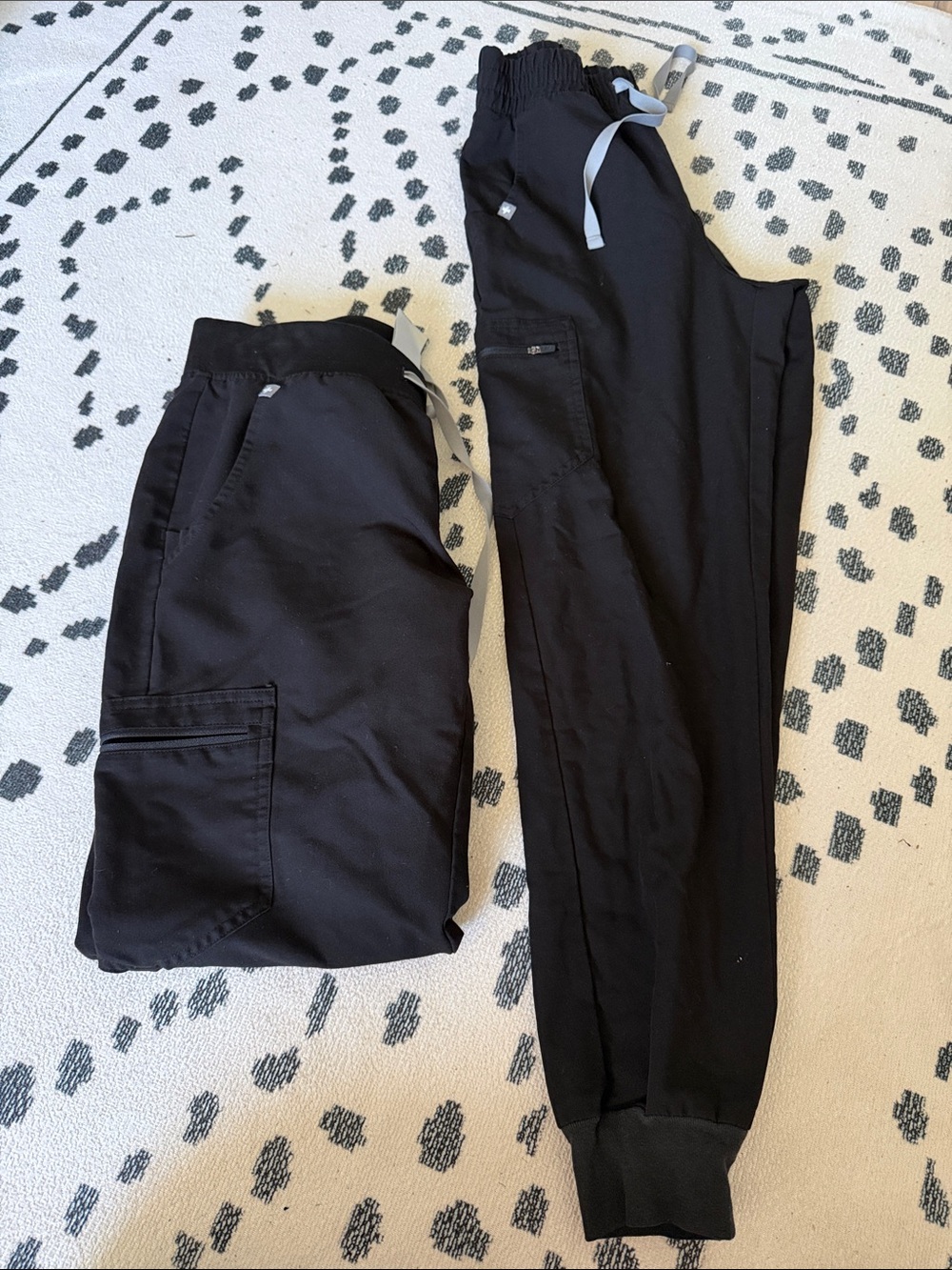 *2 pairs* of Figs Women’s Black Jogger Scrub Pants with Gray Drawstring